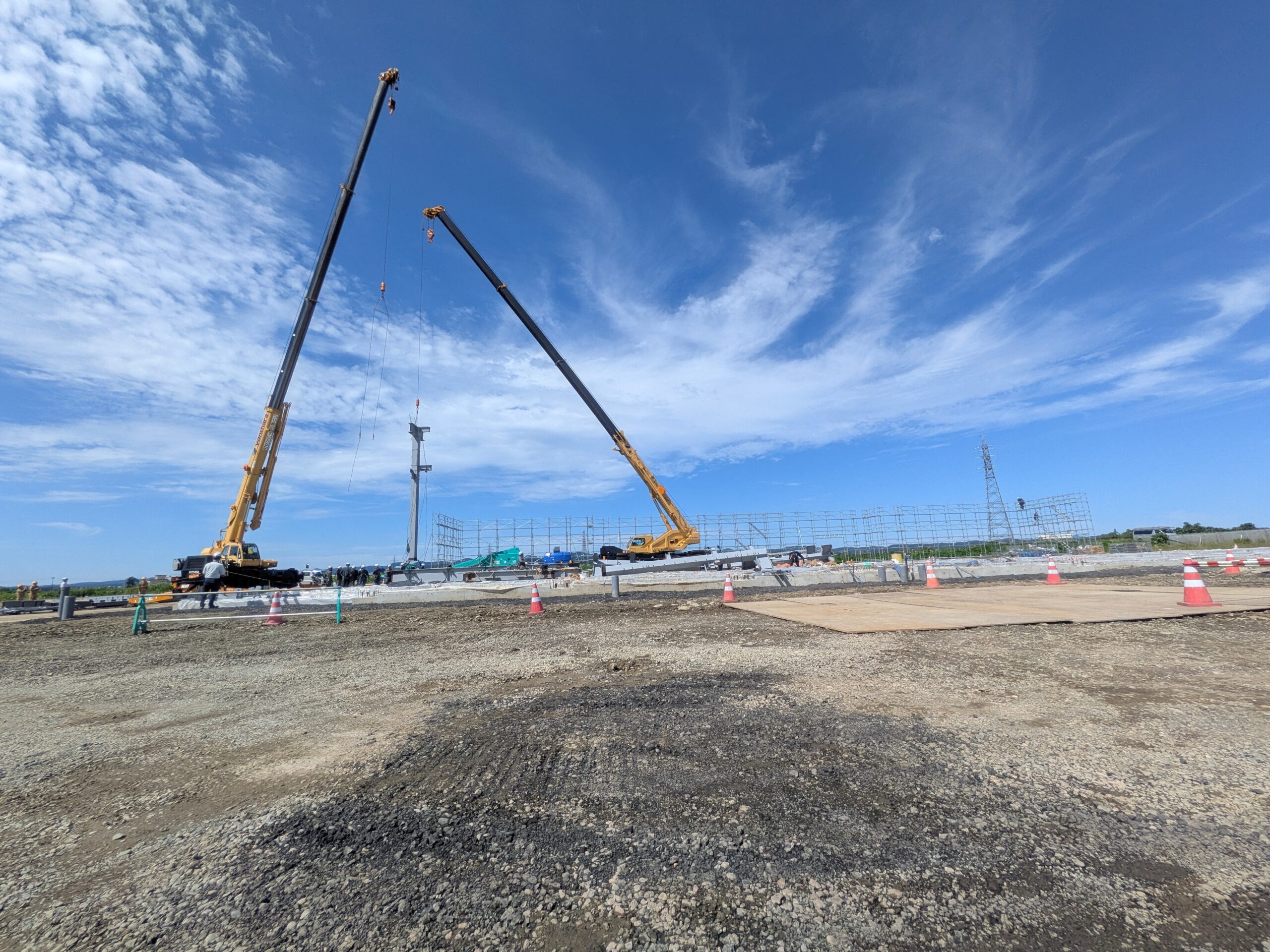 工場建設地にて工場安全祈願ならびに建方を執り行いました。
